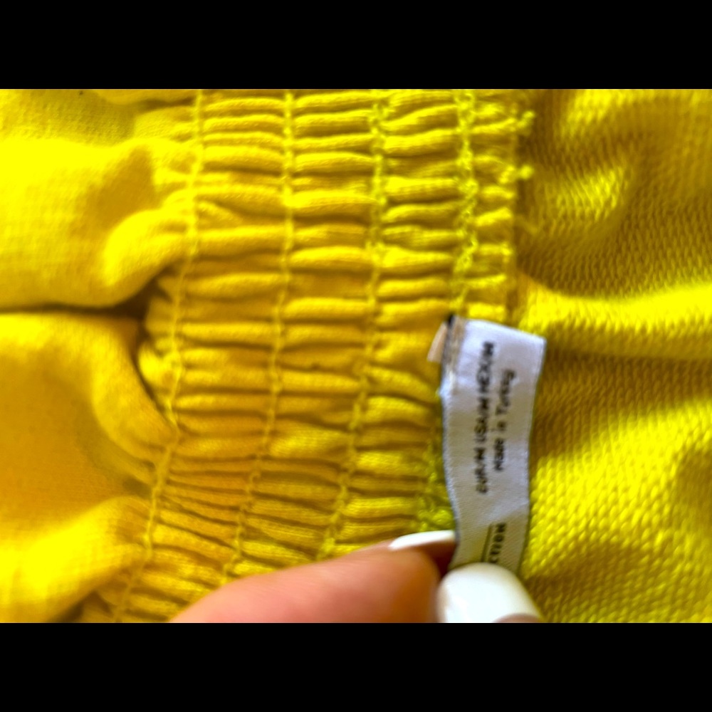 💛Zara yellow top can put down to shoulder💛 - Picture 4 of 7